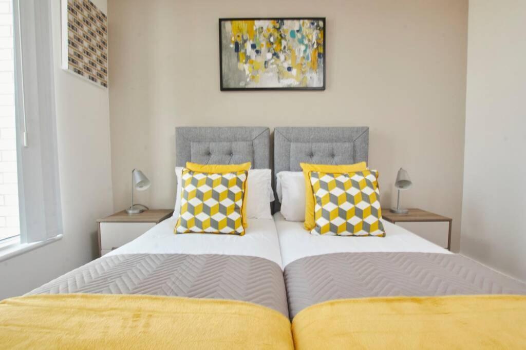 Lovely Apartment - Private Parking - Stadium Views Manchester Zewnętrze zdjęcie